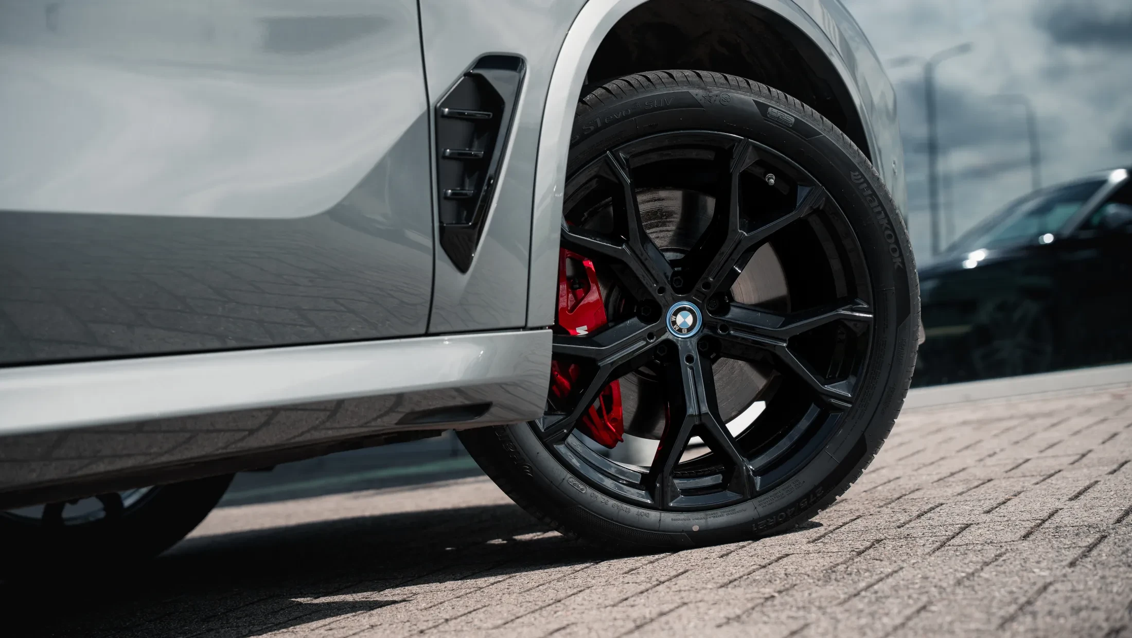 Severs Automotive PSR Parts Woerden BMW X5 Skyscraper spoiler