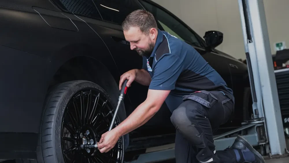 Bandenwissel banden Severs Automotive Woerden